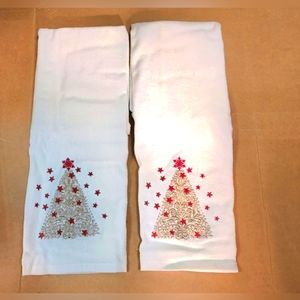 Festive Christmas Hand Towels in a Gift Box Perfect for Spreading Holiday Cheer!